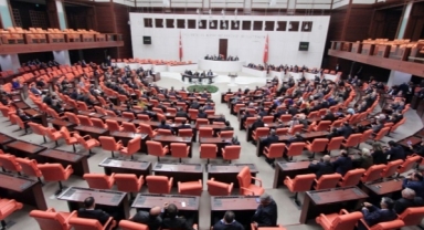 İhracatçıları ilgilendiren kanun teklifi TBMM'den geçti