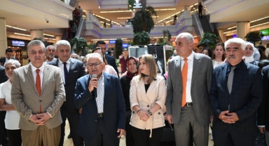 Kaymek Sergisini Açan Başkan Büyükkılıç'a Sürpriz Hediye