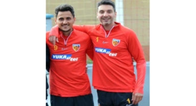 Kayserispor, Mustafa Pektemek ve Cenk Gönen ile devam edecek!