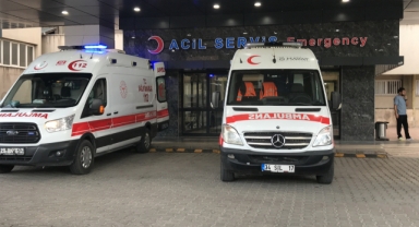 Mezarlığa çiçek ekme konusu silahlı kavgaya dönüştü, kuzenler birbirini vurdu