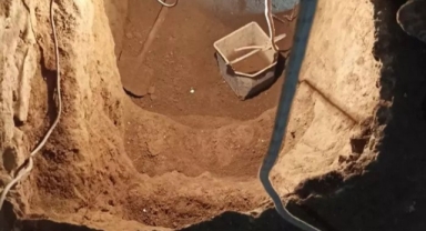 Polisten kaçmak için evine kazdığı tünelde yakalandı