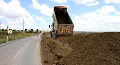Talas Kırsalında Yollar Genişliyor