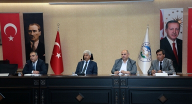 Talas kırsalındaki muhtarlarla Altyapı toplantısı