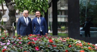 VALİ ÇİÇEK’TEN BAŞKAN BÜYÜKKILIÇ’A “ÇALIŞMA” ZİYARETİ