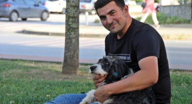 'Yürüyemeyecek' denilen köpeği kredi çekerek ayağa kaldırdı