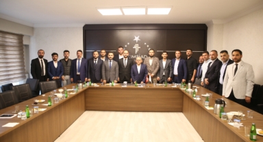 Büyükkılıç, TÜMSİAD'ın Genç Sanayici ve İş Adamları ile Buluştu