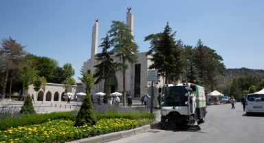Büyükşehir'den Şehir Mezarlığı'nda Ücretsiz Araç Hizmeti
