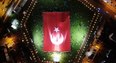 Dünyanın en büyük Türk Bayrağı 15 Temmuz'da yeniden açıldı!