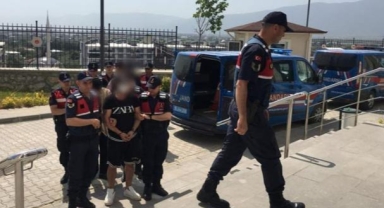 Hırsızlık şüphelisi 4 kişi yakalandı!