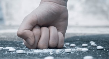 Kayseri'de uyuşturucu tacirlerine operasyon: 15 şüpheliye işlem yapıldı!