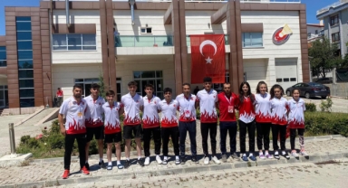 Milli Takıma Melikgazi'den 10 Badminton Sporcusu Seçildi