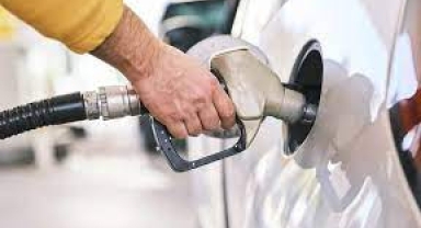 Motorin 8 Temmuz Cuma'dan itibaren 2 lira 10 kuruş ucuzlayacak!