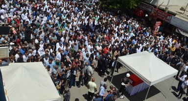 Saldırıda hayatını kaybeden doktor Karakaya'yı binler uğurladı!