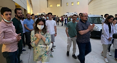 Türkiye Acı olaya ağlıyor, Tabutu taşıyan meslektaşlarının zor anları!