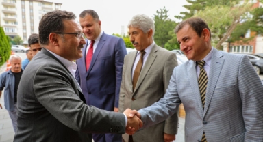 Vali Çiçek Talas İlçesi’ni Ziyaret Etti