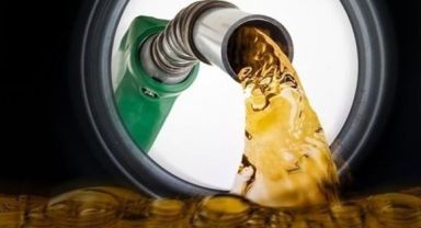 30 Ağustos Salı gününden itibaren benzin 1 lira 4 kuruş ucuzlayacak!
