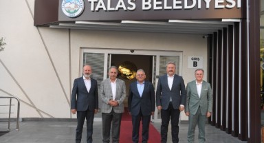 Başkan Büyükkılıç'tan Başkanlarla Talas'ta