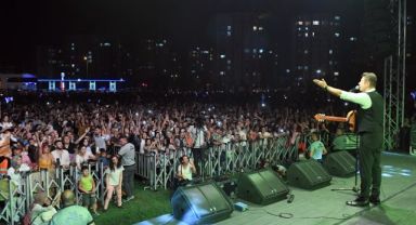 Büyükşehir'in Konserleri ile Zafer Bayramı Coşkusu Doyasıya Yaşandı