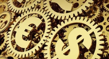 Döviz kurlarında ve altın fiyatlarında yaşanan hareketliliğe karşı yatırım konusunda vatandaşların nasıl bir pozisyon aldığı merak ediliyor.