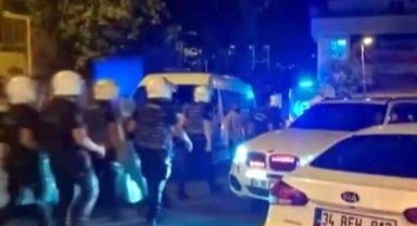 İki aile birbirine girdi: 1'i polis 2 kişi yaralandı!