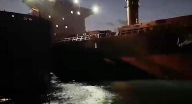 İstanbul Boğazı’nda 2 gemi çarpıştı! Korku dolu anlar çalışanlar arada kalmaktan son anda kurtuldu