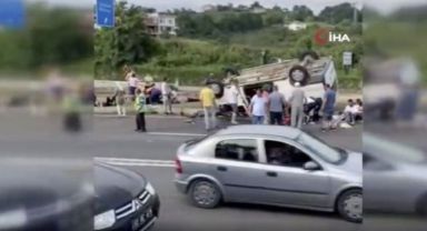 Ordu'da fındık işçilerini taşıyan minibüs takla attı!