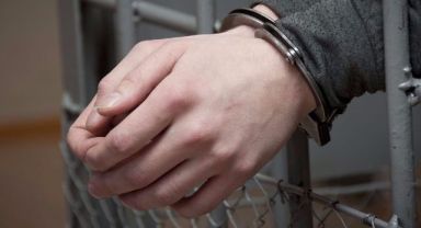 5 Yaşındaki Kızının Görüntülerini Paylaşan Baba’ya Hapis Cezası Verildi!
