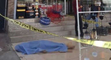 Adana'da odunlukta korkunç manzara! İşkence gören kadın kendisini asarak intihar etti