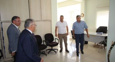 Başkan Büyükkılıç, Hacılar'da Muhtarları Dinledi