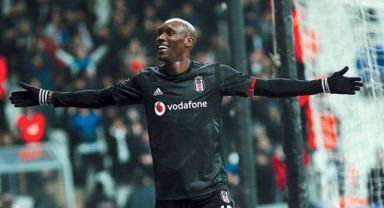 Beşiktaş'ta Atiba'nın sözleşmesi donduruluyor