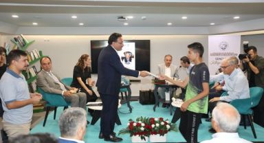 Gençlerle Kitap Sohbetleri’nde ‘Türk Devlet Felsefesi’ Konuşuldu