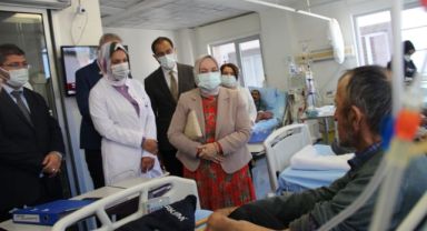 Kayseri Milletvekili Hülya Nergis Pınarbaşı İlçe Devlet Hastanesi’ni Ziyaret Etti