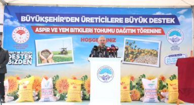 Başkan Büyükkılıç'ın Tohum Desteği Sürüyor