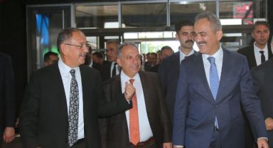 Başkan Yalçın, Bakan Özer’e Eğitim Yatırımlarını Anlattı
