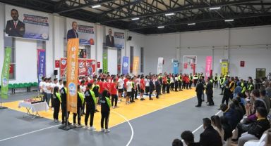 Büyükkılıç, Sporcuların 'Cumhuriyet' Coşkusuna Ortak Oldu