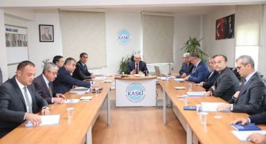 Büyükkılıç'tan KASKİ'de Yatırım Değerlendirme Toplantısı