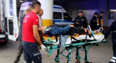 Erzincan'da minibüs devrildi: 21 yaralı!