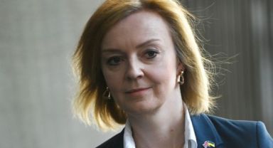 İngiltere Başbakanı Liz Truss istifa etti!