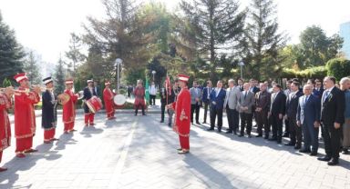 Kayseri ile Şuşa Arasında