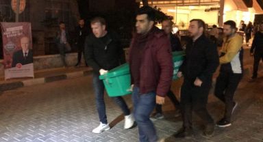 Manisa’da koca dehşeti: Cinnet getirdi, karısını bıçaklayarak öldürdü