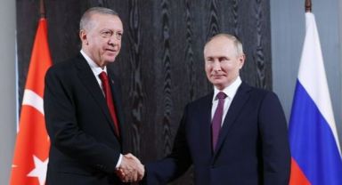 Rusya lideri Putin'den Avrupa'ya çarpıcı mesaj: Türkiye'de büyük bir doğal gaz merkezi kurabiliriz