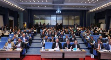 BÜYÜKŞEHİR MECLİSİ TERÖRÜ LANETLEDİ