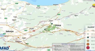 Deprem anının en net kaydı! 17. saniyeden sonrasına dikkat depremin şiddetini artırdığı o anda...