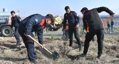 Kayseri Büyükşehir, 11.11'de 5 Bin Fidan İle Geleceğe Nefes Oldu