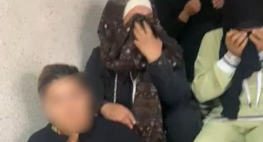 Kayseri'de Bir Binaya Girerek Hırsızlık Yapmak İsteyen Kadınlar Bina Sakinleri Tarafından Yakalandı