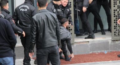 Saha içerisindeki gerginlik kavgaya dönüştü