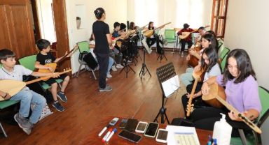 Talas’tan Çocuklara Özel Bağlama Kursu