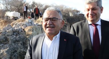 Başkan Büyükkılıç, Tamamlanma Aşamasına Gelen Cam Seyir Terası'nı İnceledi
