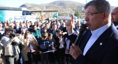 Davutoğlu seçim startını memleketi Konya’dan verdi