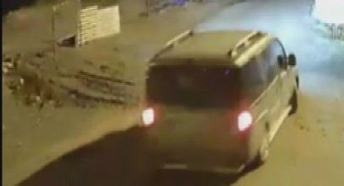 El feneri ile girdiği inşaatlardan 40 bin TL'lik demir çalan hırsız tutuklandı